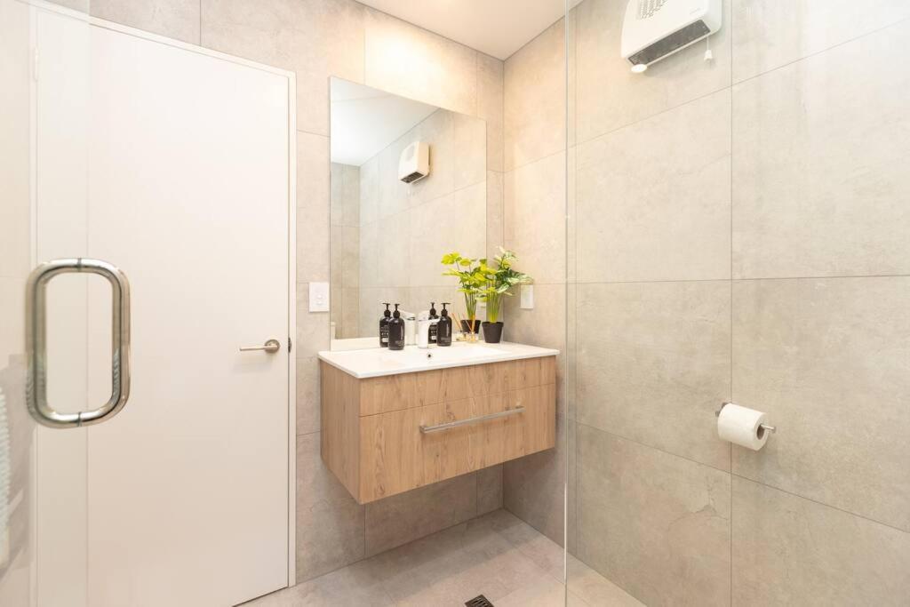 Inner City Luxury With Free Parking Christchurch Ngoại thất bức ảnh